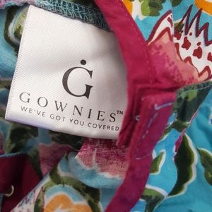 SOLD Gownies Hospital gown